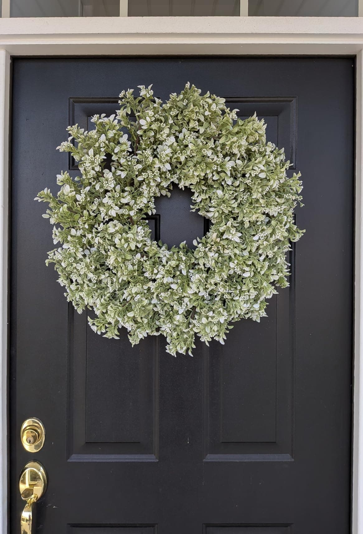 26" Faux Boxwood Wreath — lifestyle 1